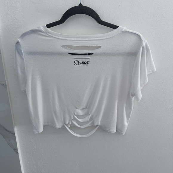 Bombshell sportswear shredded Tee - Picture 4 of 6